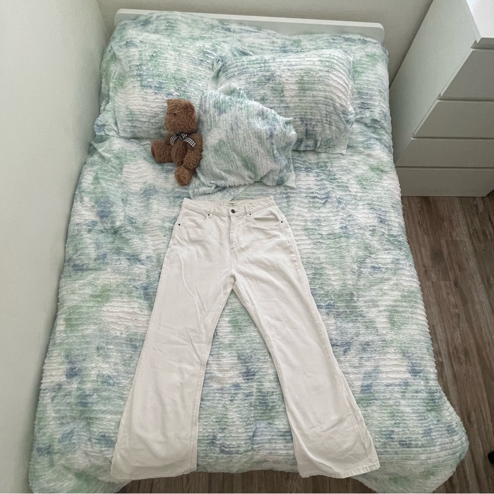 cotton on relaxed high waisted flared jeans